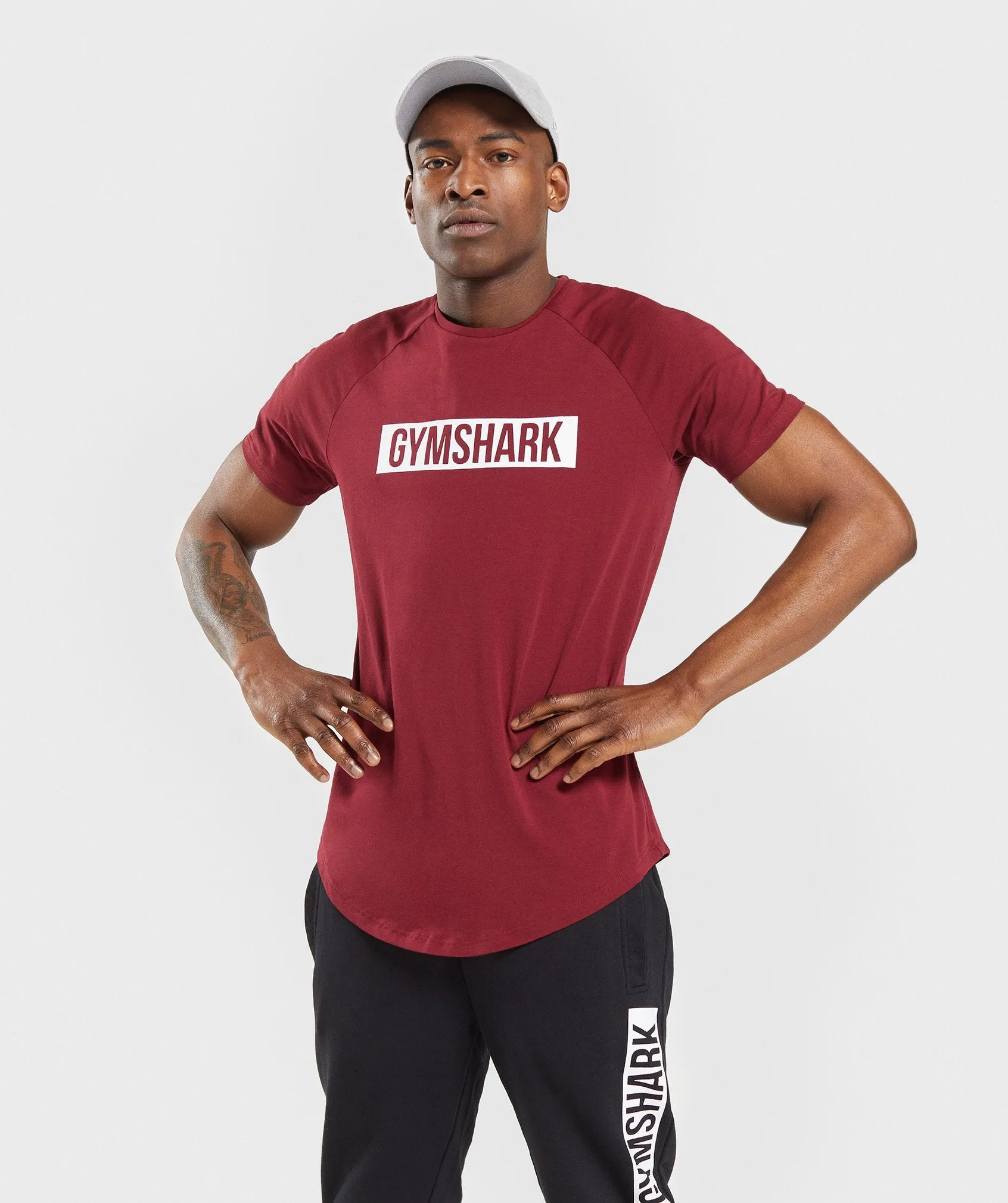 Gymshark Block T-Shirt - Claret/White