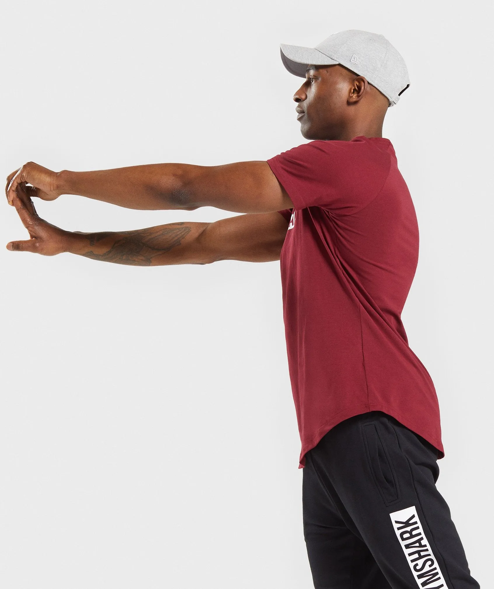 Gymshark Block T-Shirt - Claret/White