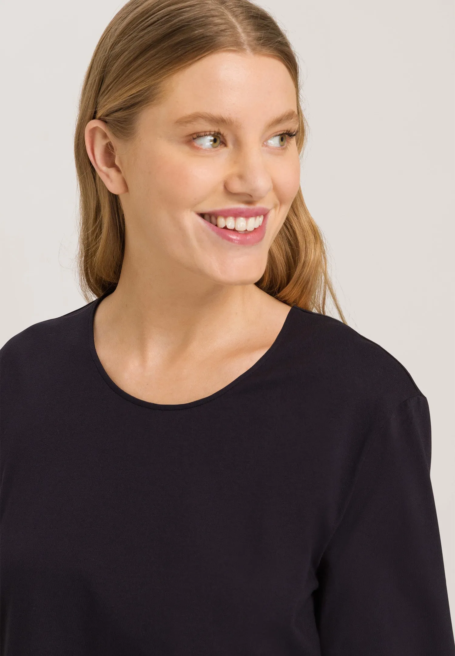 Natural Shirt Organic Cotton Round Neck Top | Black 78750-019